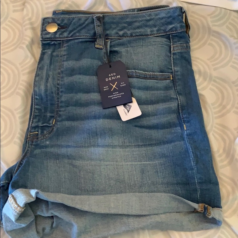 AE New w Tag Denim Shorts